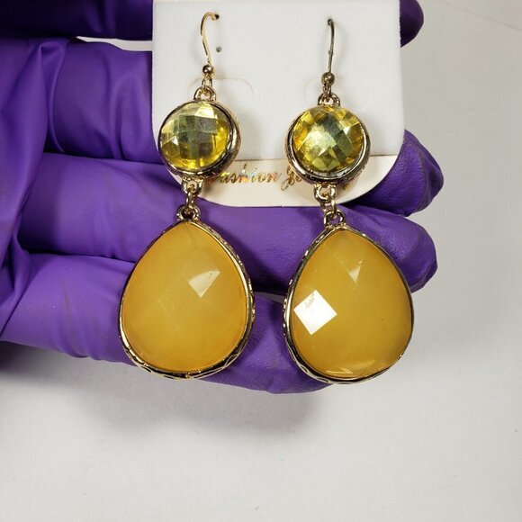Bold Yellow Teardrop Statement Earrings – Faceted Crystal & Gold Dangle Jewelry - Picture 11 of 14